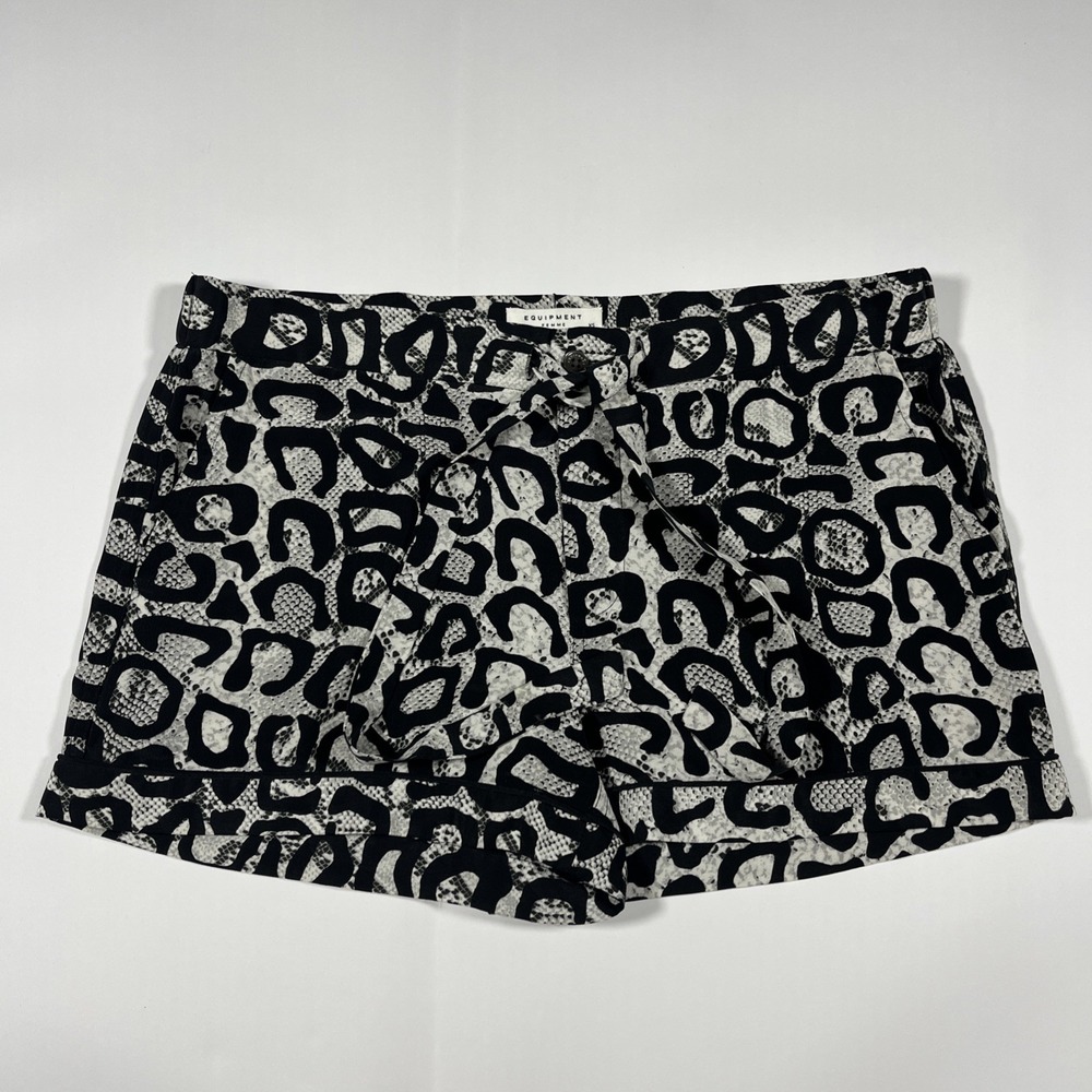 Equipment Femme Silk Animal Print Paperbag Shorts Size S Relaxed Fit Pockets